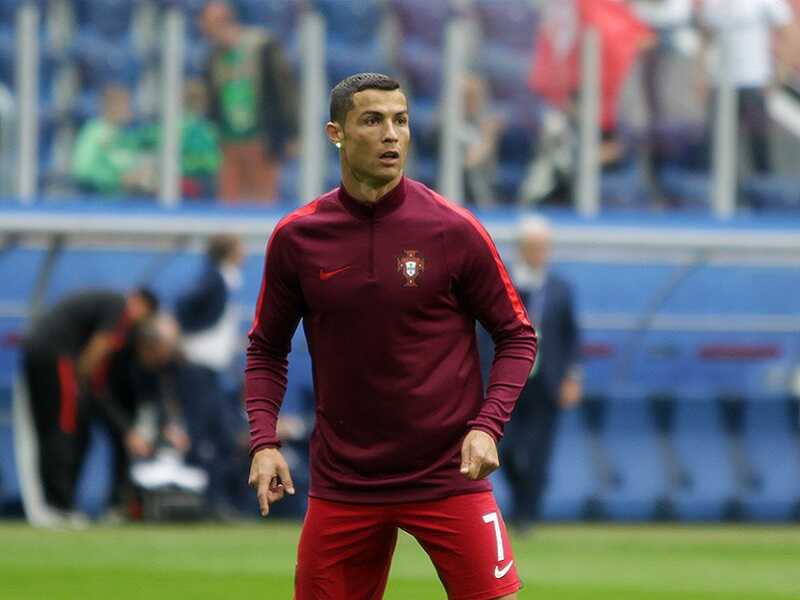 Cristiano Ronaldo na lavičce? Projev neúcty, hodnotí Roy Keane