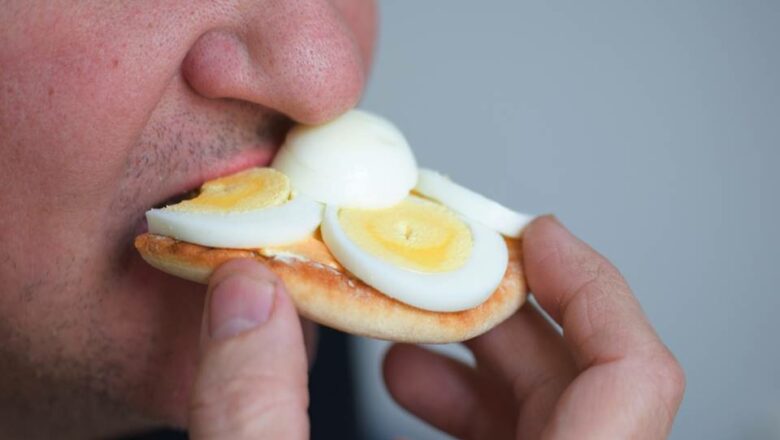 Běžný Čech spořádá 300 vajec ročně. Tolik se tu ale neurodí